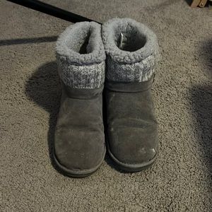 Gray Lukees